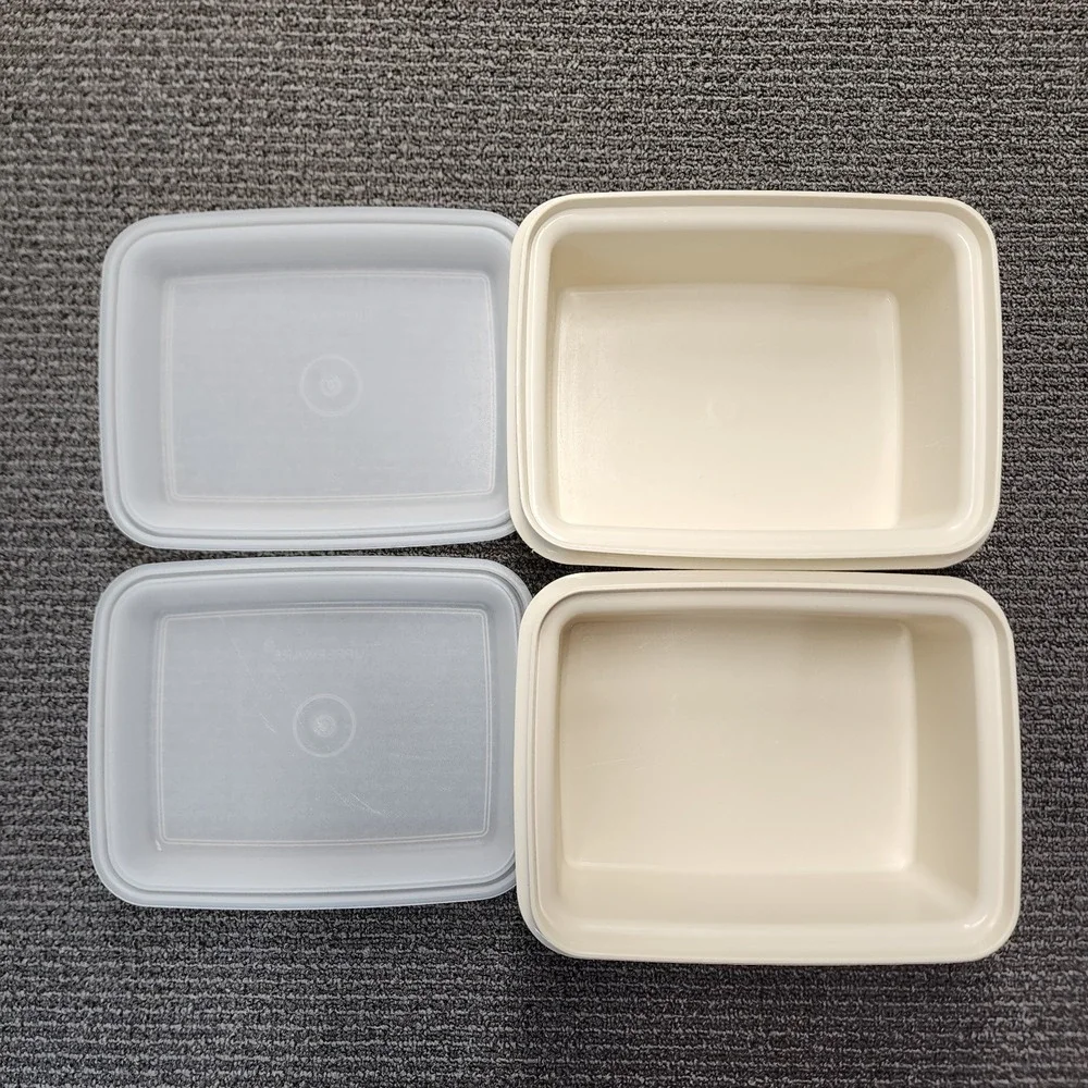 Tupperware medium sized